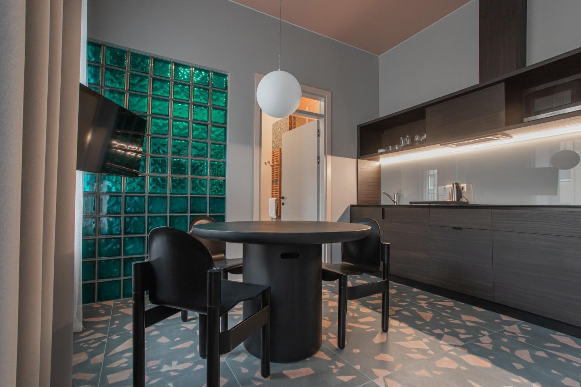 Resume Apartments Kaunas Esterno foto